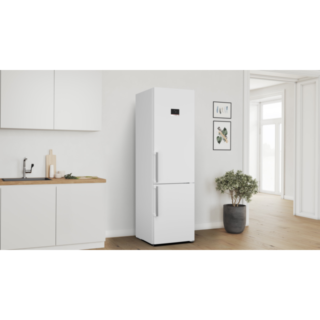 Bosch KGN39AWCTG 60cm 70 30 Frost Free Fridge Freezer - White