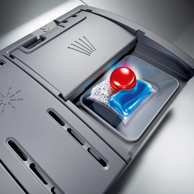 Bosch SMS4EKI06G Brushed Steel Dishwasher with Anti-Fingerprint Finish