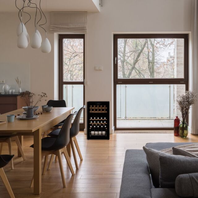 Dunavox DXFH-30.80 Home-30 Freestanding Wine Cooler