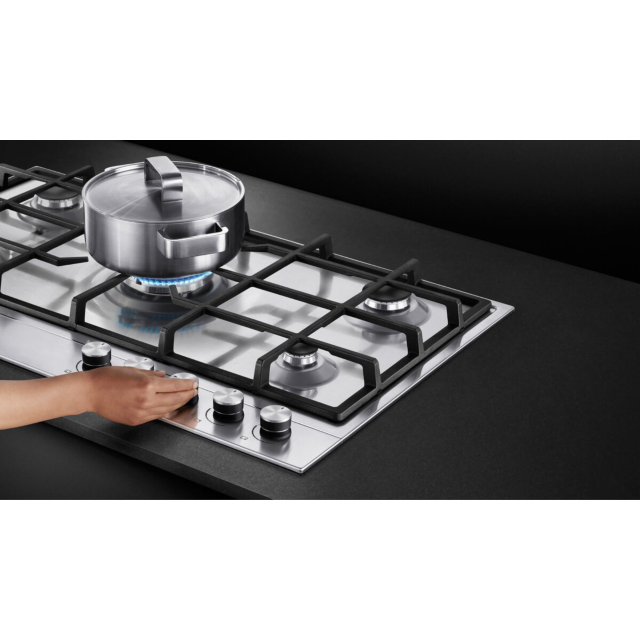 Fisher & Paykel 60cm Gas Hob with 4 Burners in Steel
