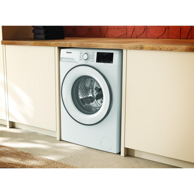 Hotpoint HEV841WUK 8kg 1400 Spin Washing Machine White