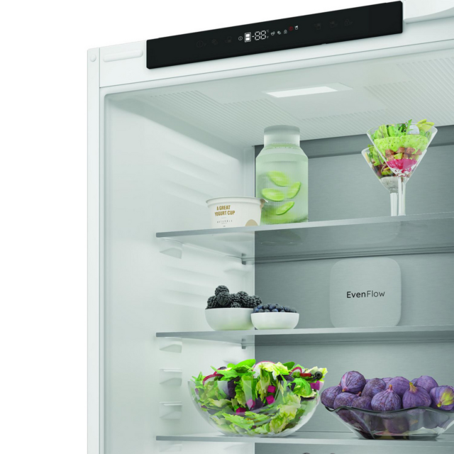 Hotpoint HPK25292B4UK 54cm 70/30 Integrated Fridge Freezer