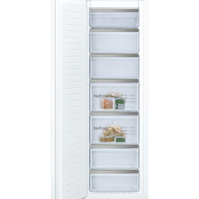 GI7812EE0G, Built-in freezer