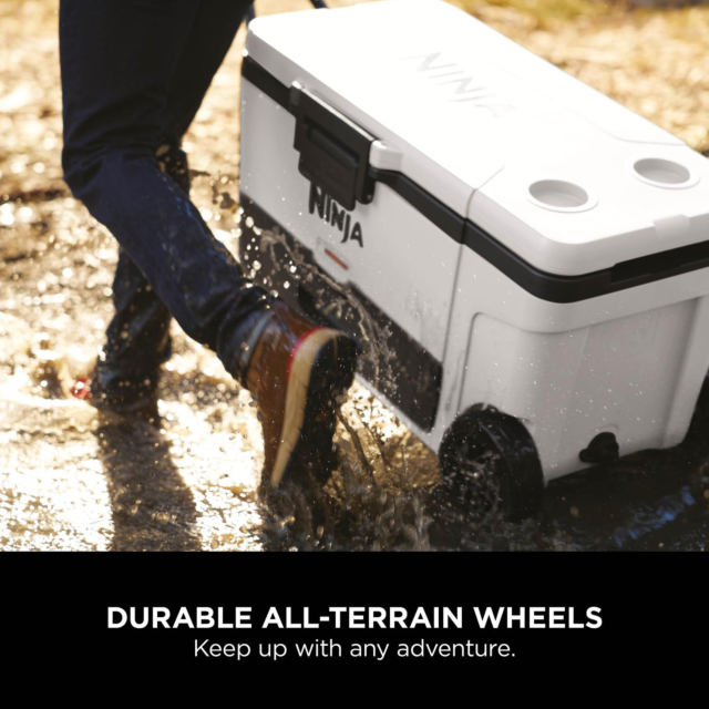 Ninja FB265EUUKWH Ninja FrostVault 65QT/61L Wheeled Cooler with Dry Zone - Cloud White | Ninja | Brands | Euronics Site