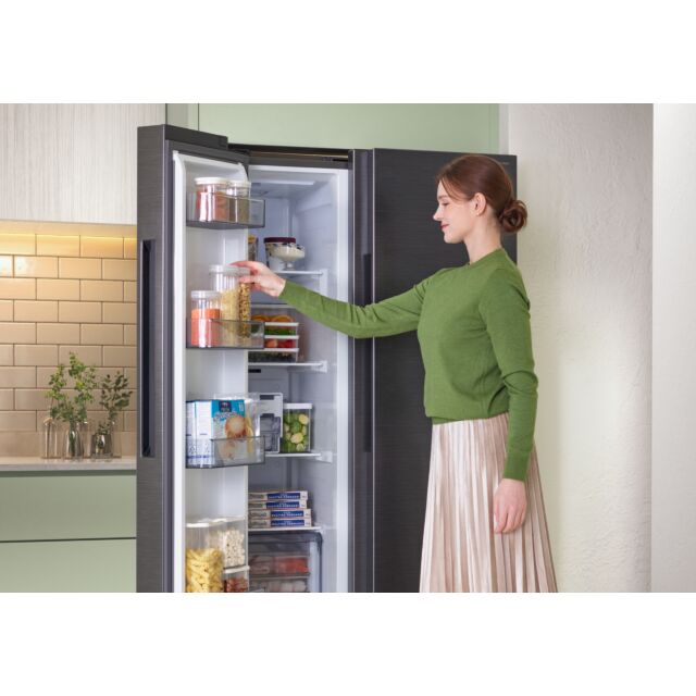 Samsung RS70F64KEFEU 91cm Side by Side American Fridge Freezer - Black