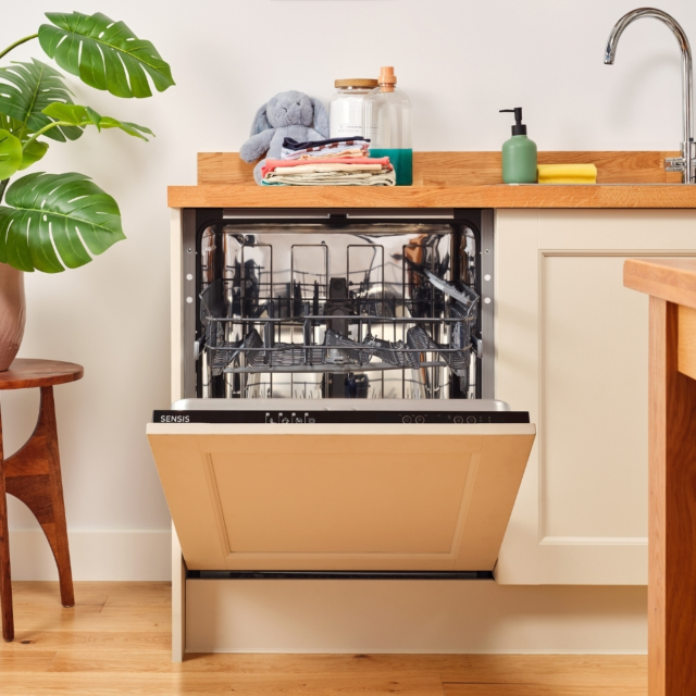 Sensis DWBI0213FSDWA Integrated Dishwasher 13 Settings