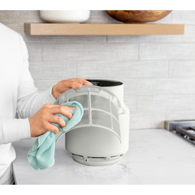 Shark HP072UK Compact Pro Air Purifier - Dove Colour