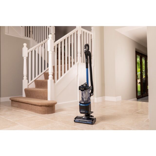 Shark NV602UK Lift-Away Upright Vacuum Cleaner - Blue