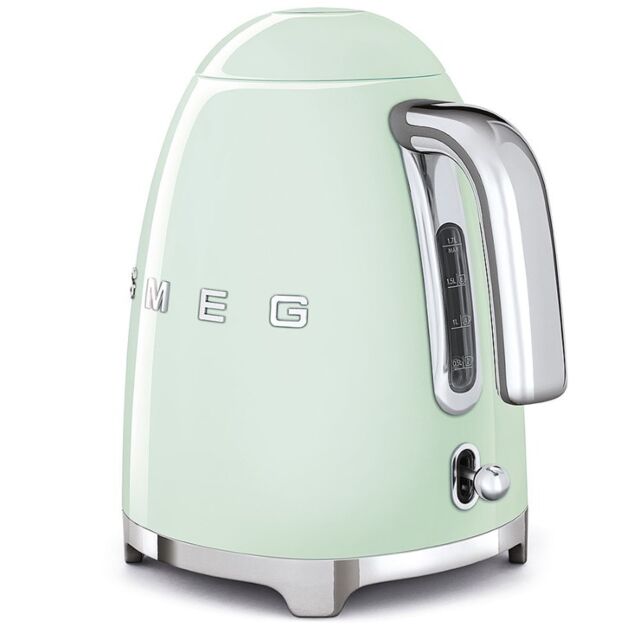 KLF03PGUK Kettle in Pastel Green