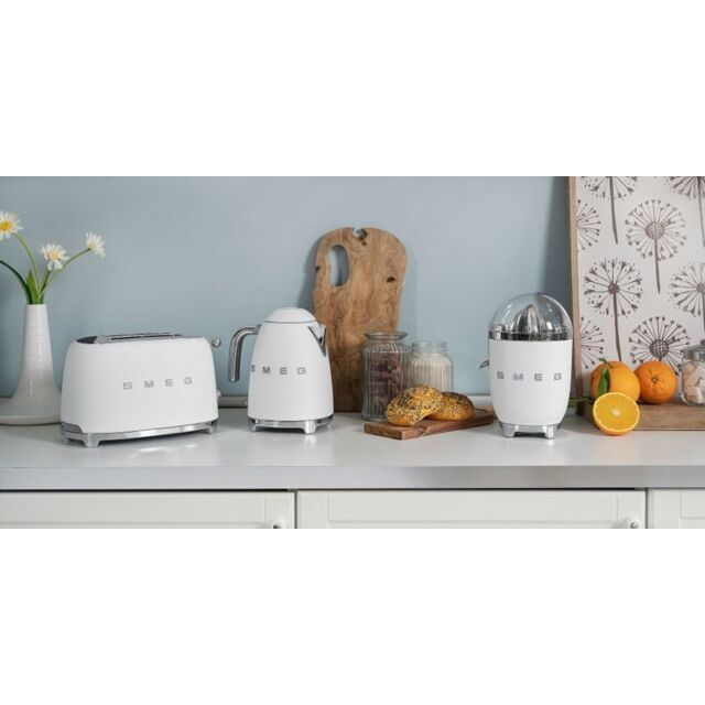 KLF03WHUK Kettle in White