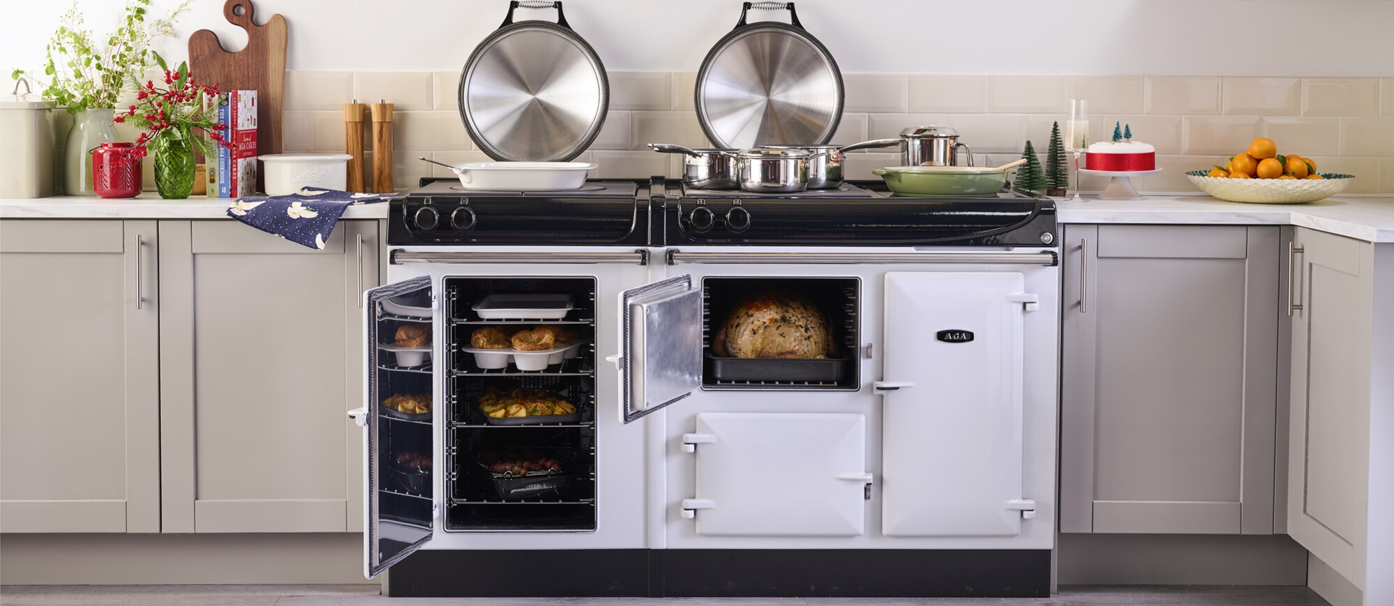 AGA eR3 150 4i in White finish in kitchen.