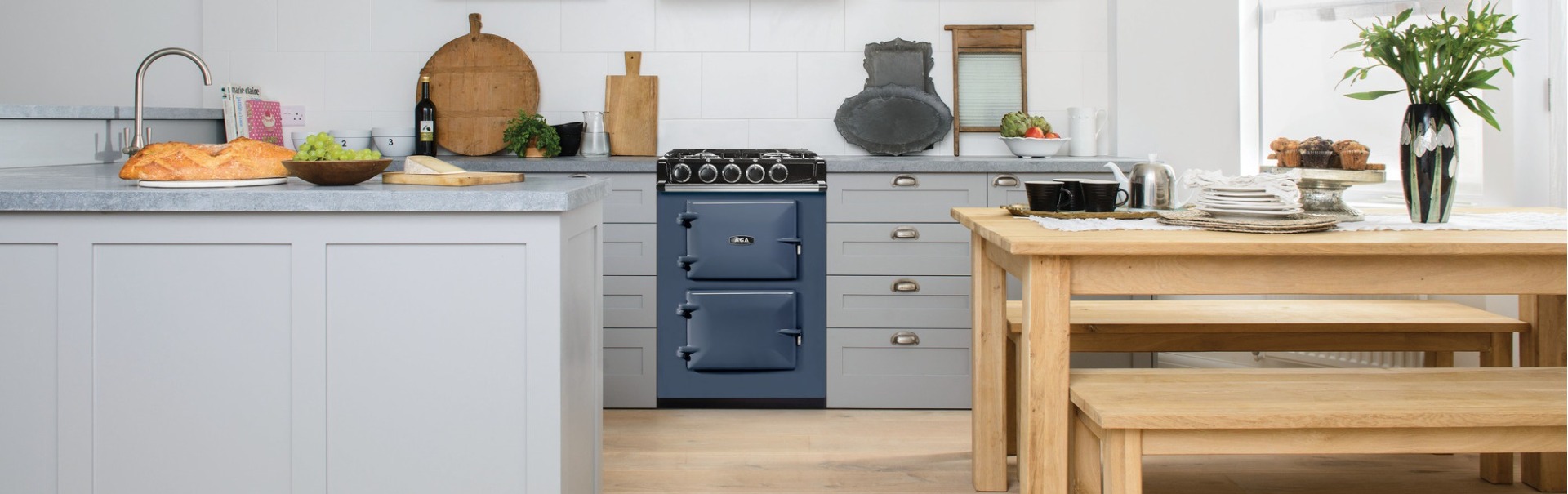 AGA 60 Dual Fuel in Slate finish in kitchen diner.